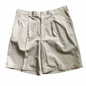 Nike golf shorts size 40